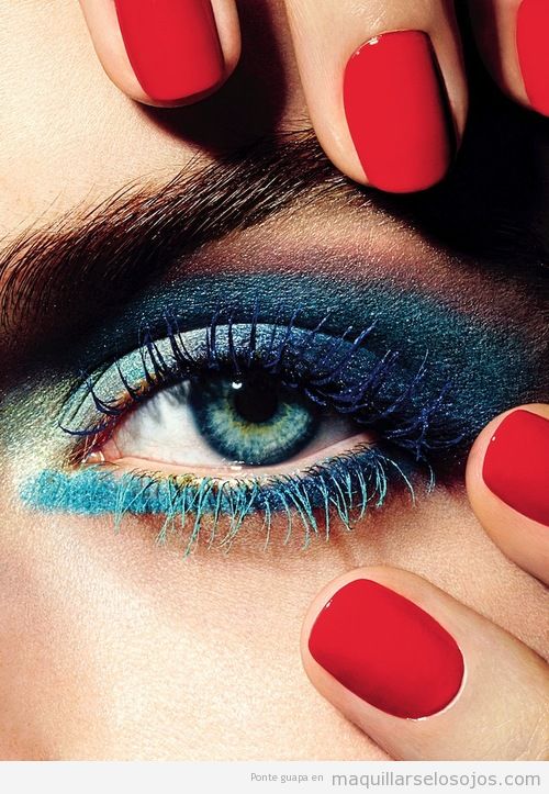 Maquillaje de ojos en tonos azules, Chanel Verano 2013
