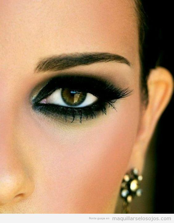 5 Trucos para tener unos ojos impactantes • Maquillarse los ojos